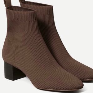 Everlane Reknit Glove Boot / Bootie size 8, dark brown